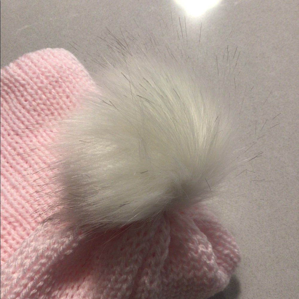 Handmade❄️knitted hat - Picture 3 of 3
